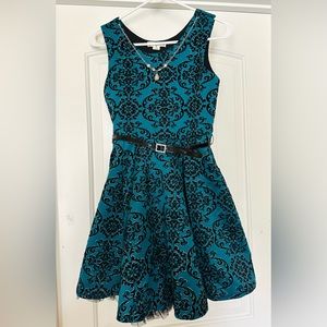 Girls dress w/Ruffles, Brand Knitworks, Color Black/turquoise